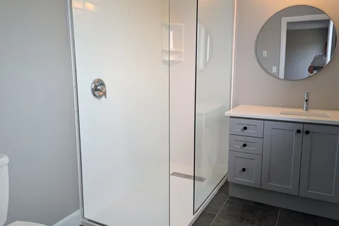 109 Bittersweet Road, ON K0H 1W0