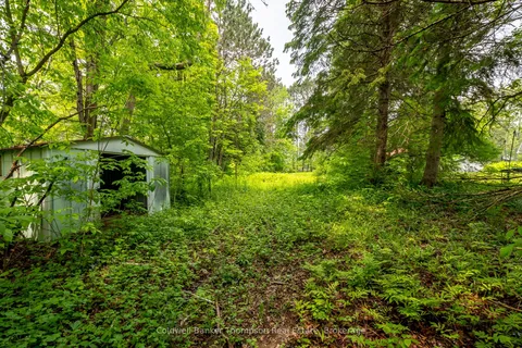 211 Lakeshore Road, ON P1H 1Y8