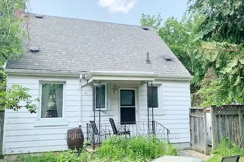 125 Gary Avenue, ON L8S 1Y4