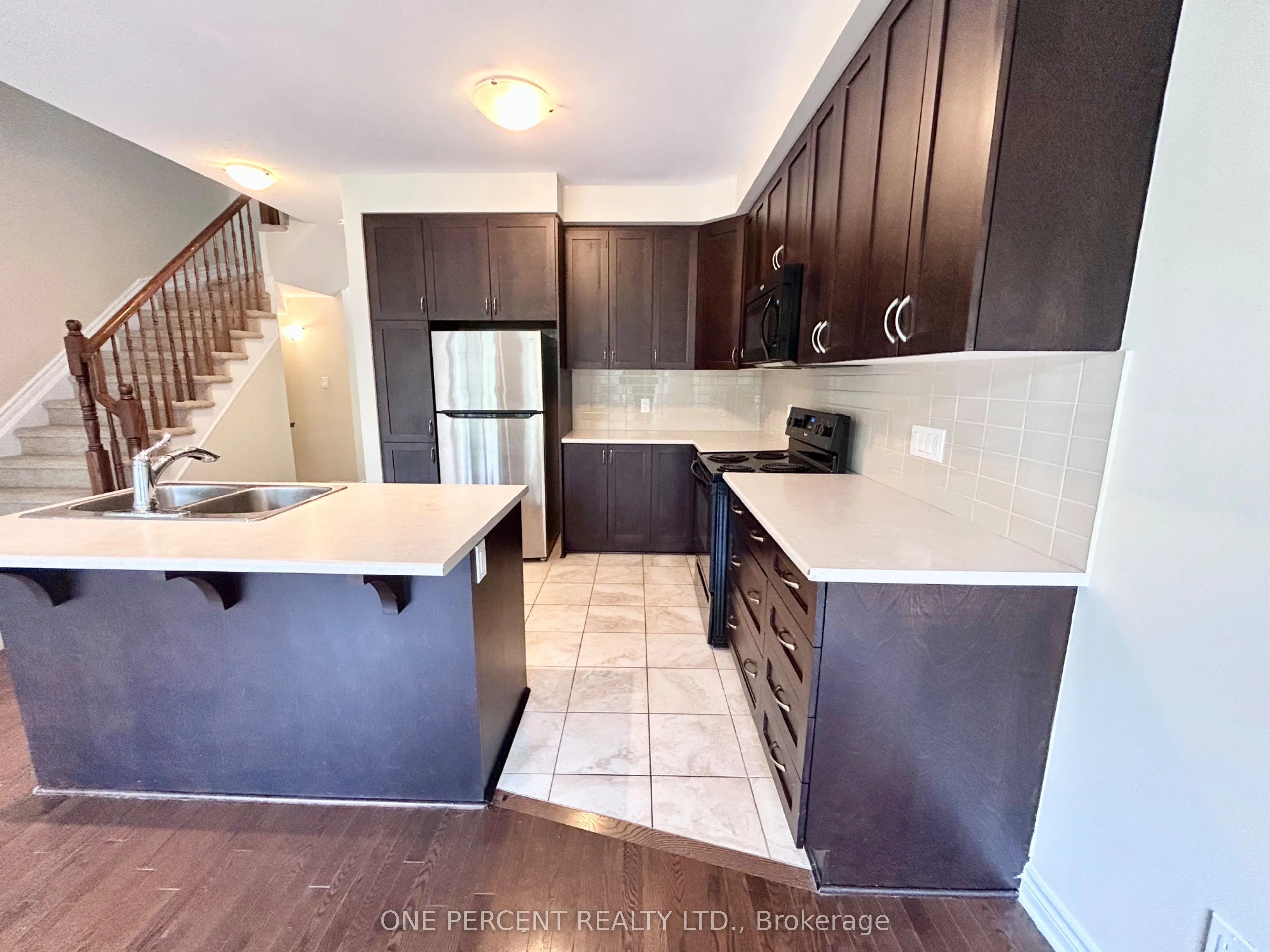213 Via San Marino Street, ON K6H 5R6