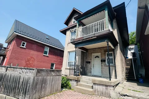 139 Eccles Street, ON K1R 6S7