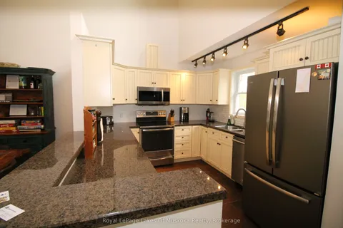 49 Pinetree Road, ON P1P 1R2