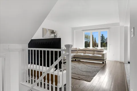 187 Cardinal Crescent, ON L3C 0B7