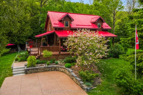 625 Mallory Beach Road, ON N0H 2T0