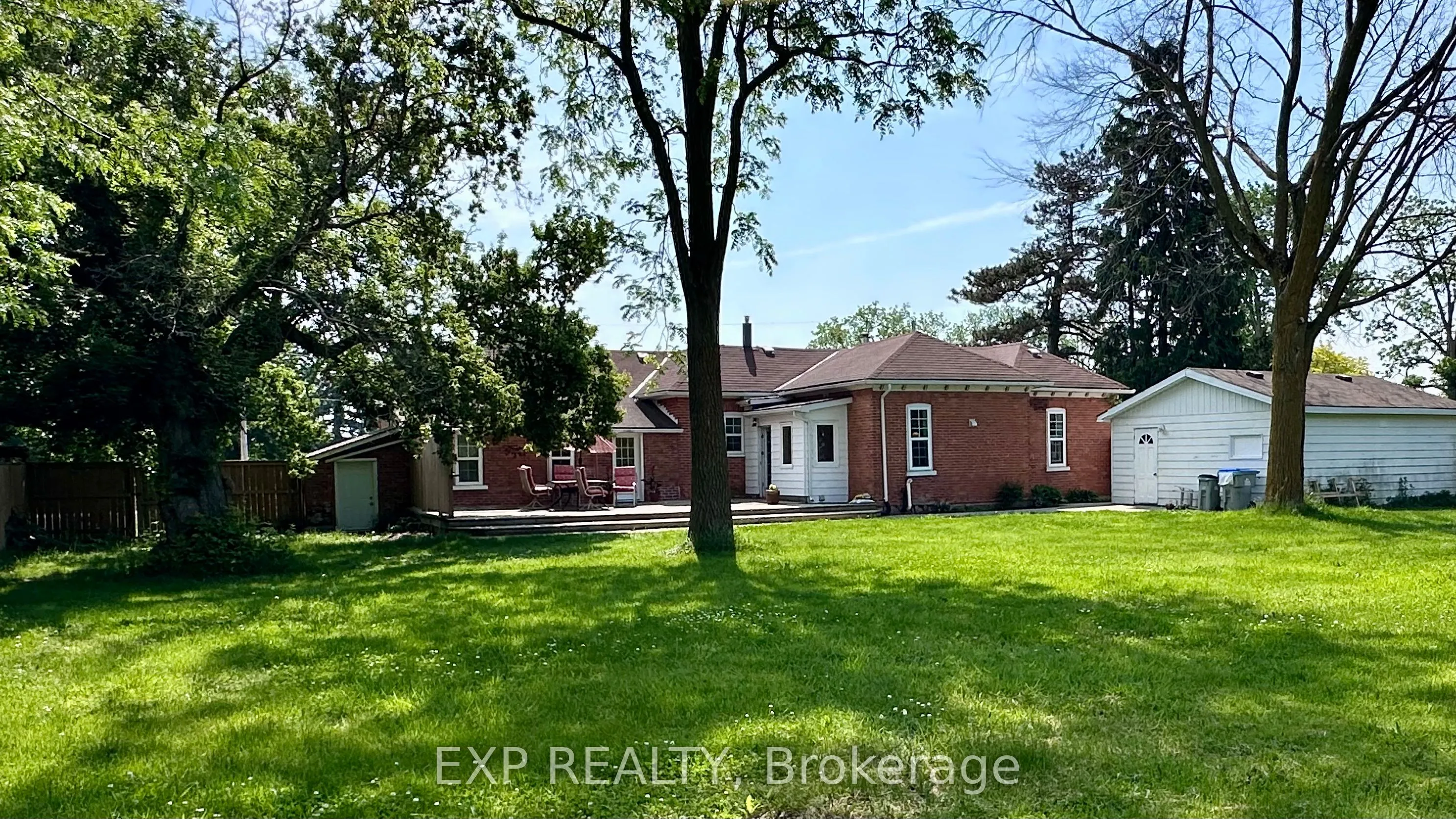 76 Sarah Street, ON N0M 2N0