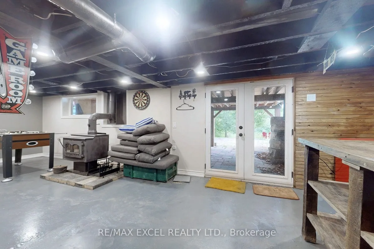 1194 LAKE ST. PETER Road, ON K0L 2K0