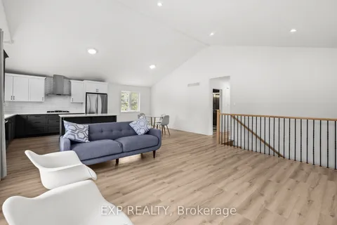 292 James Andrew Way, ON K7A 4S7