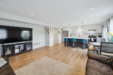 245 Wild Rose Drive, ON P1P 0B4