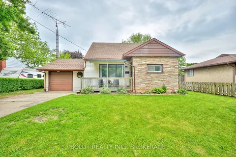 130 GADSBY Avenue, ON L3C 1A9