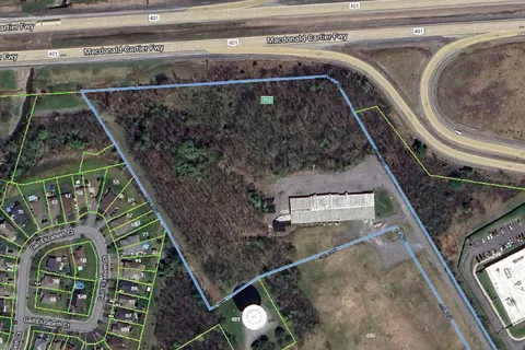 405 Tollgate Road, ON K6H 5R6