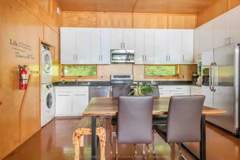 484 Big Island, ON P1H 2J3