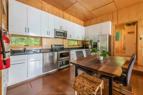 484 Big Island, ON P1H 2J3