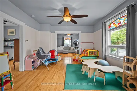 Detached 3 bedroom 2 bathroom at 9 Main Street in Lambton Shores - MLS# X12206889