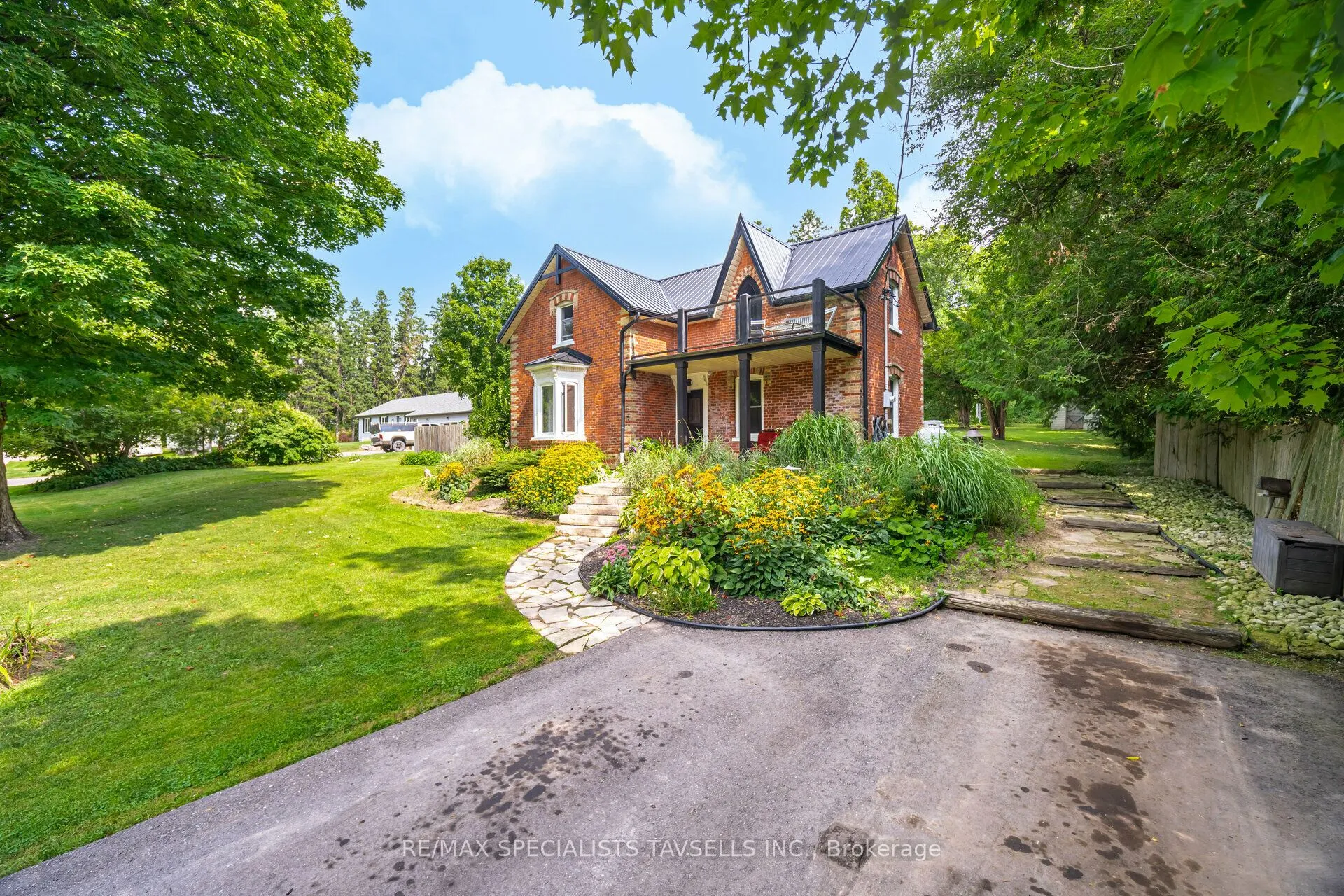 21 Nelson Street, ON N0B 1J0