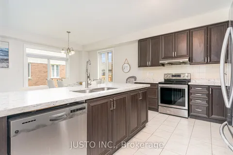 60 Paul Rexe Boulevard, ON K9J 0G4