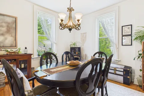 20 Queen Street, ON N0G 2R0