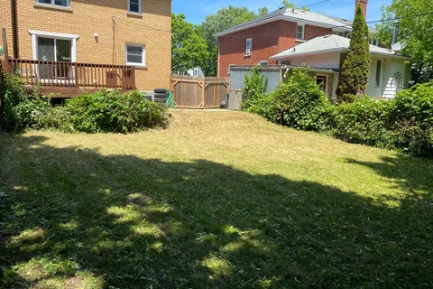 329 Bridge Street, ON K8N 1P5