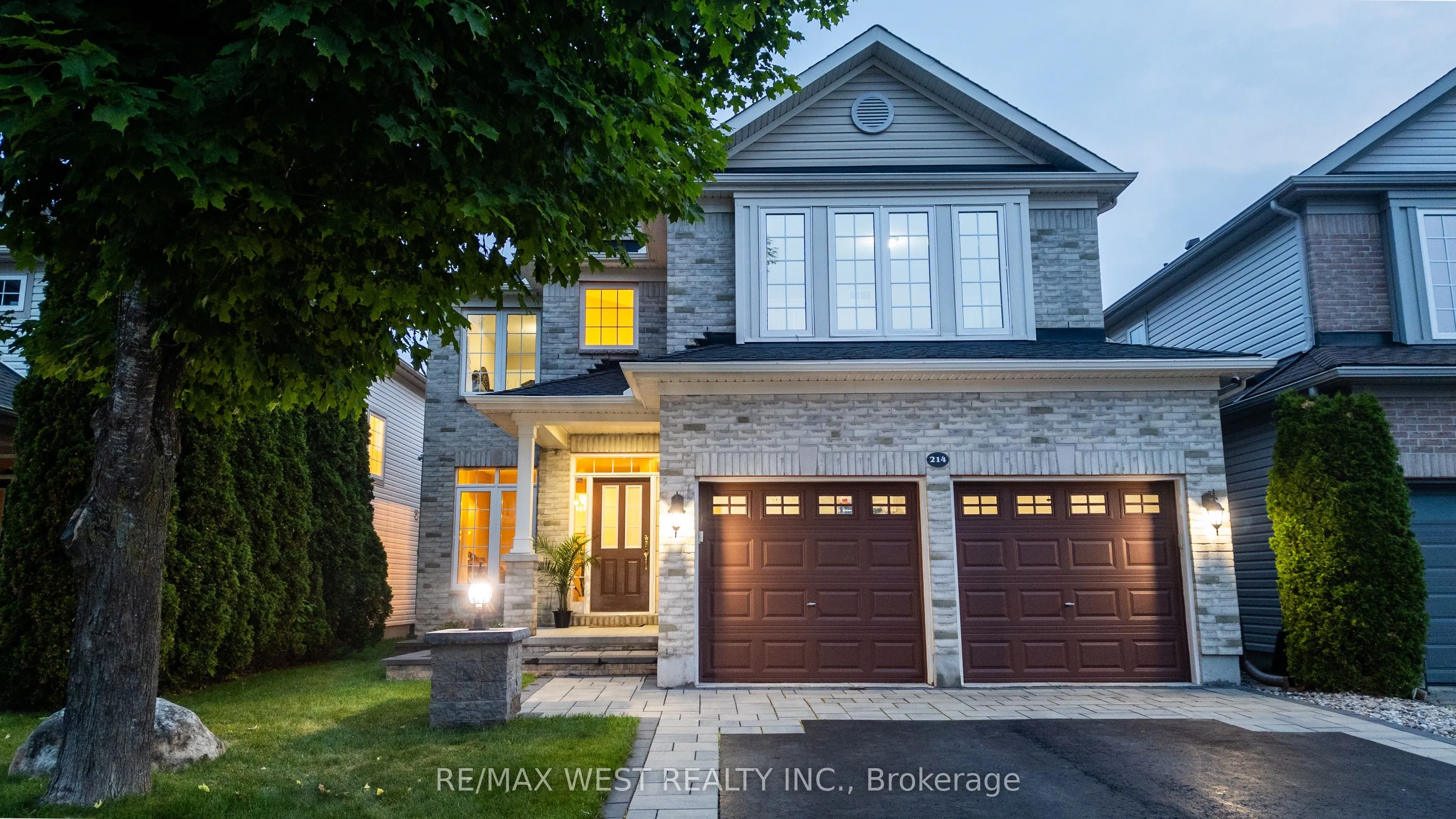 214 Castlegarth Crescent, Barrhaven, ON K2J 5N6