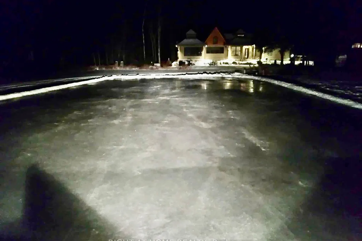 302 Fire Route 93A Route, ON K0L 2H0