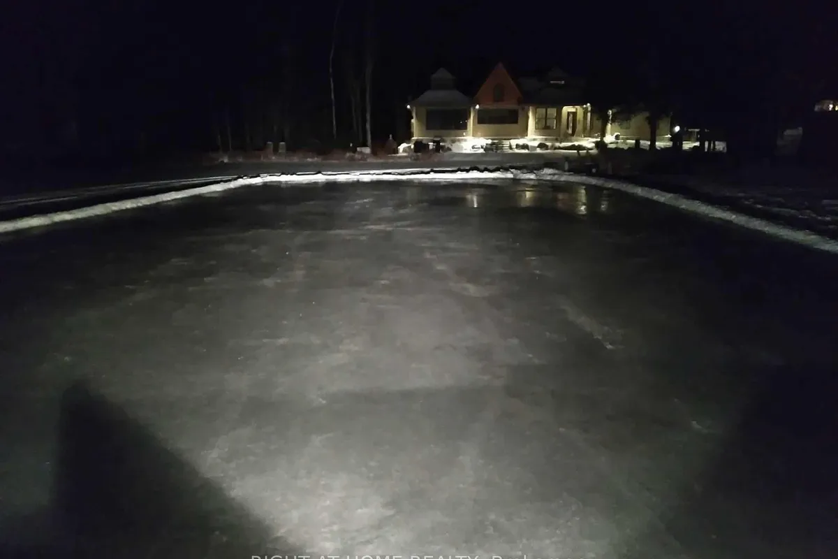 302 Fire Route 93A Route, ON K0L 2H0