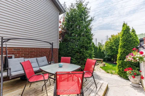 54 Briarwood Drive, ON L2S 4A6