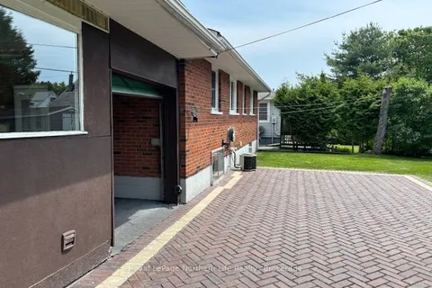 865 Clarence Street, North Bay, ON P1B 3W1