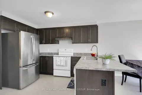 780 LOGPERCH Circle, ON K2J 6K3