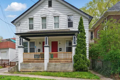 24-26 York Street, ON L2R 6B9