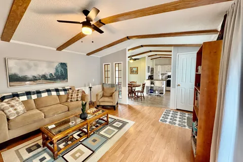 55 Pinehurst Estates, Petawawa, ON K8H 2H2