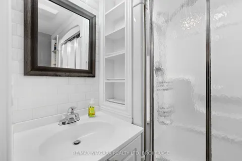 2969-2971 Portage Road, ON L2J 2J6