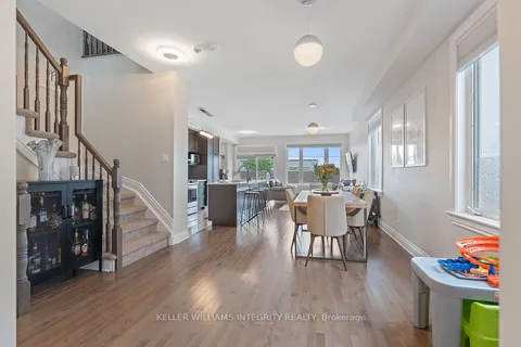 15 Peever Place, ON K7C 0C4