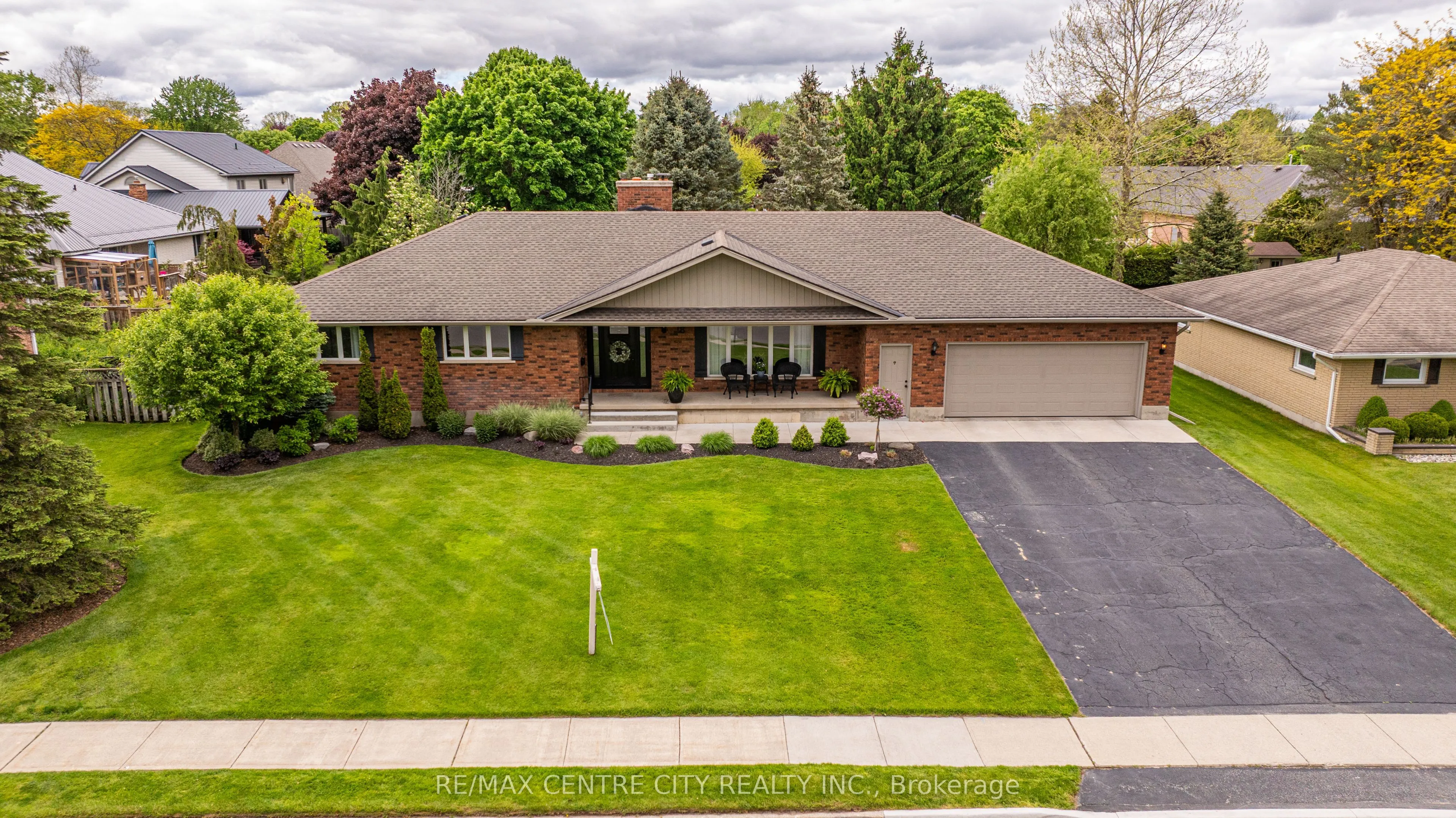 18 Fath Avenue, ON N5H 1V8