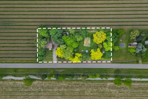 1604 Concession 1 Road, ON L0S 1J0