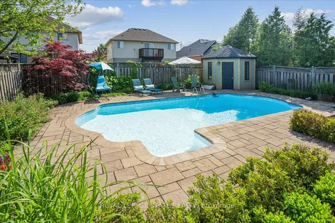 51 Napa Lane, ON L8E 6B7