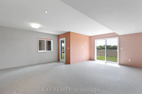 244 Shuttleworth Drive, ON K1T 0T4