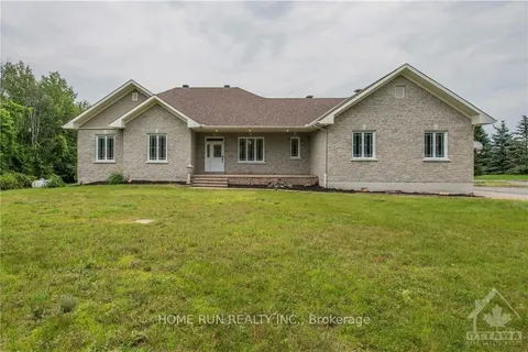 840 David Manchester Road, ON K0A 1L0