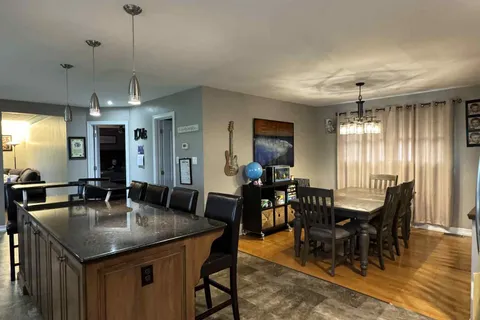 11191 Lakeshore Road, ON L3K 5V4