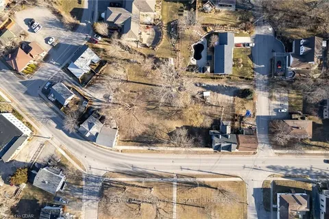 31,37 UNION Street, ON K0K 2T0