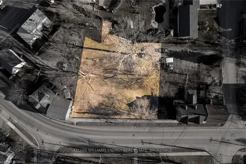 39 UNION Street, ON K0K 2T0