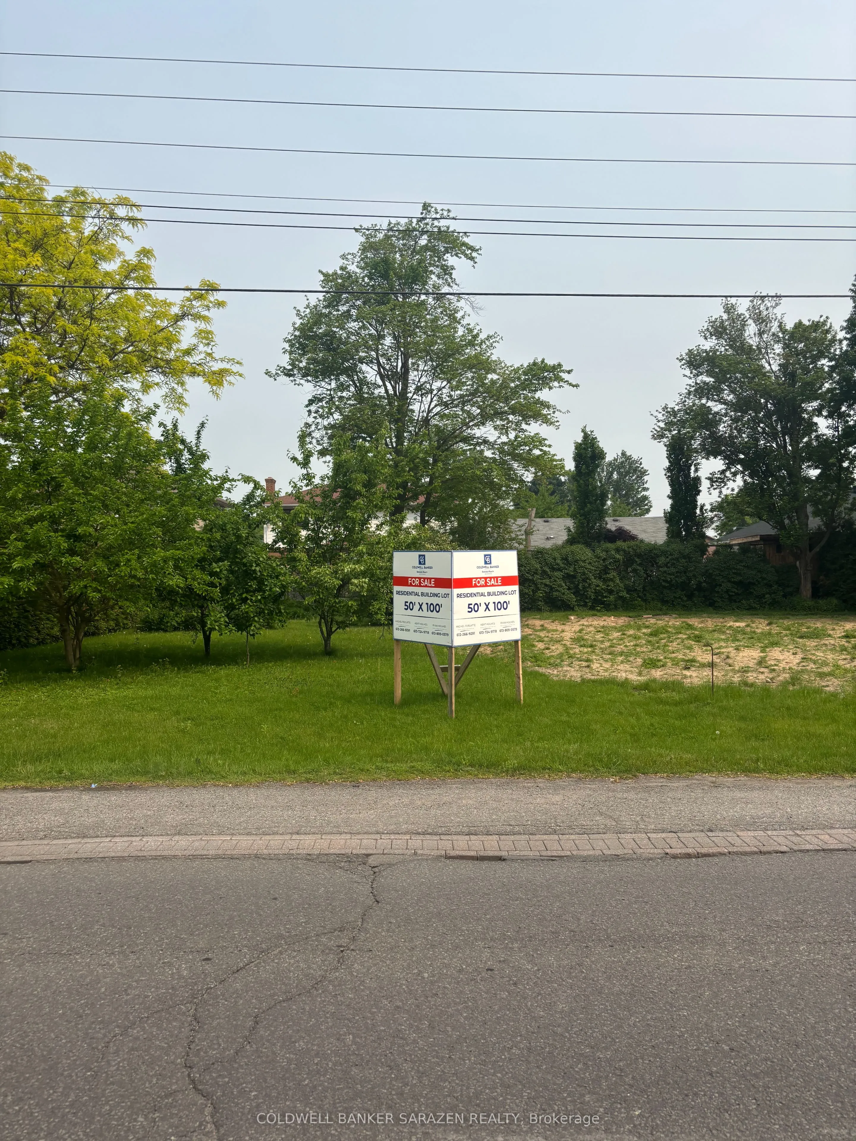 1513 Queensdale Avenue, ON K1T 1J3