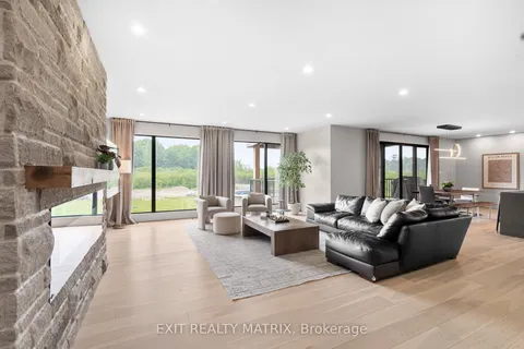 8049 Adam Baker Way, Greely - Metcalfe - Osgoode - Vernon and Area, ON K0A 2P0