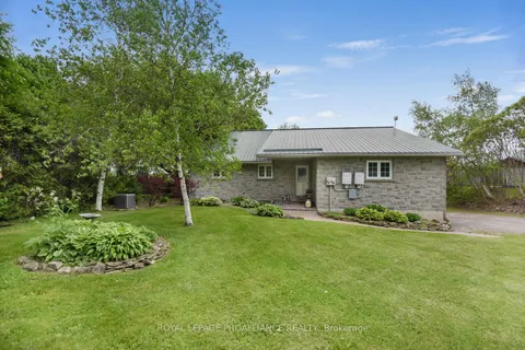 2111 COUNTY ROAD 2 Road, Edwardsburgh/Cardinal, ON K0E 1T1