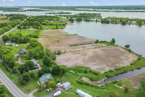 2111 COUNTY ROAD 2 Road, Edwardsburgh/Cardinal, ON K0E 1T1