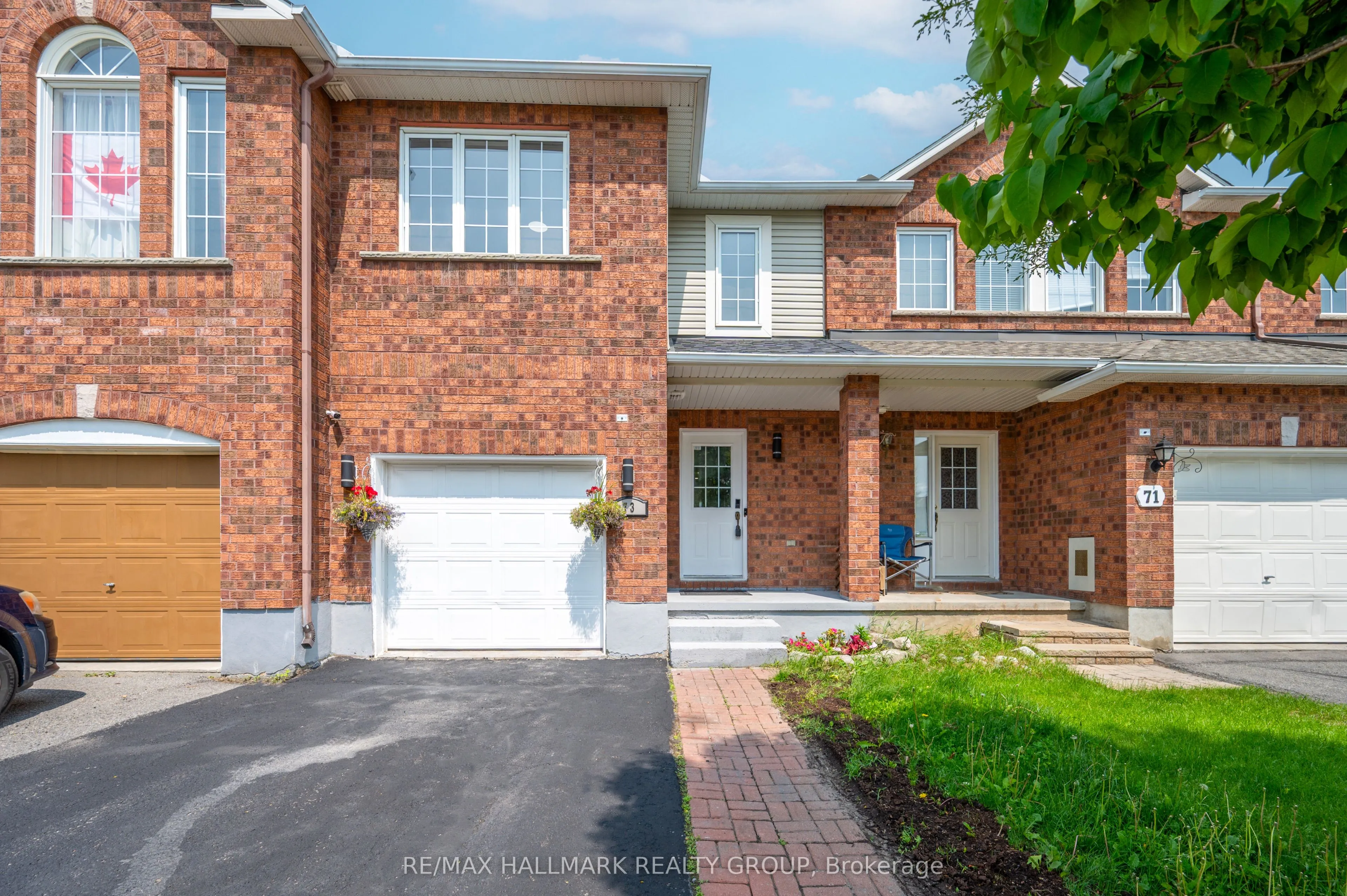 73 Palmadeo Drive, Barrhaven, ON K2J 4Z3