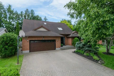 19 Rosecliffe Crescent, London South, ON N6K 3X5