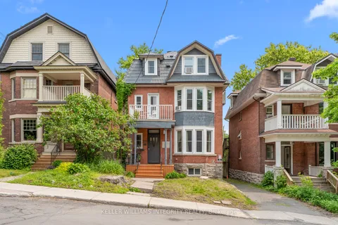 339 Chapel Street, ON K1N 7Z5
