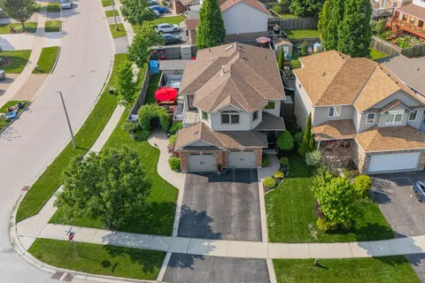 7 Marigold Drive, ON N1C 1G5