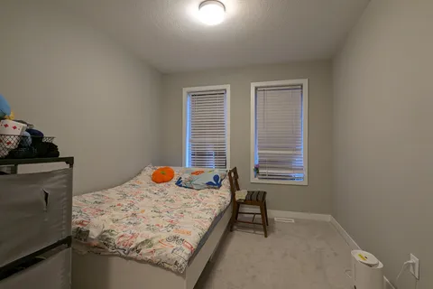 30 Limnos Lane, ON K2S 0V5
