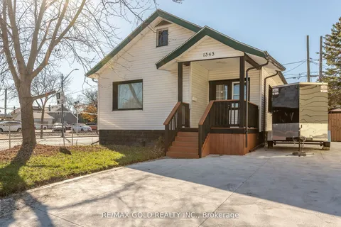 1343 Lillian Avenue, ON N8X 4A4