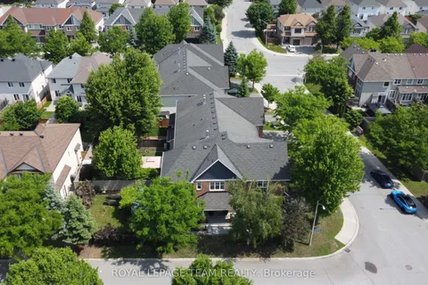 70 Oldfield Street, ON K2G 7C2
